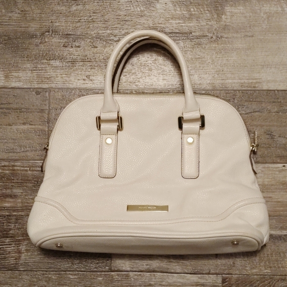 Ivanka Trump Handbags - Ivanka Trump Leather Hand Bag